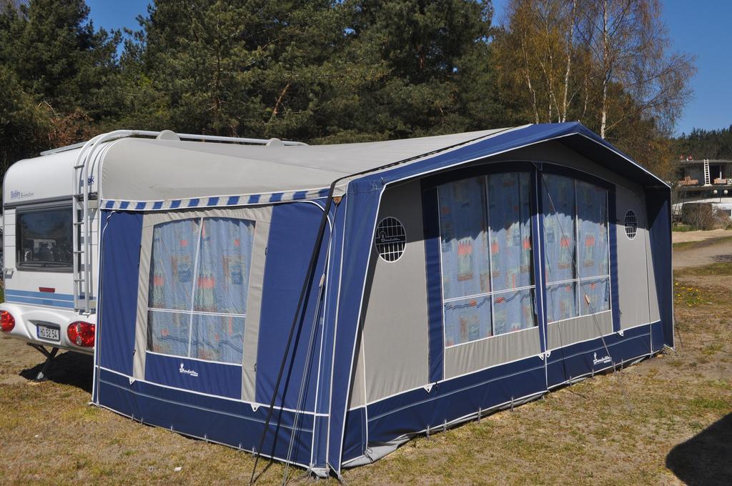 Nowoczesne Przyczepy Kempingowe Chalupy Royal-Camp Exterior foto