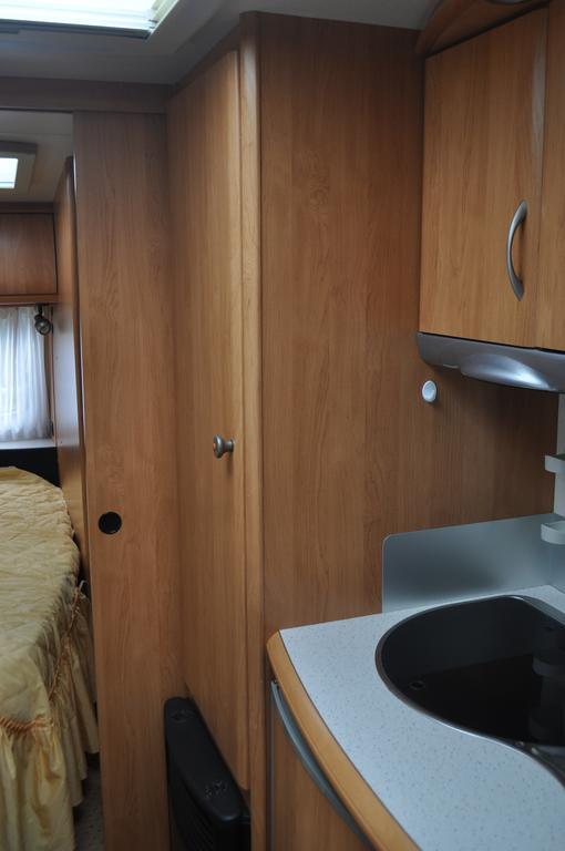 Nowoczesne Przyczepy Kempingowe Chalupy Royal-Camp Exterior foto
