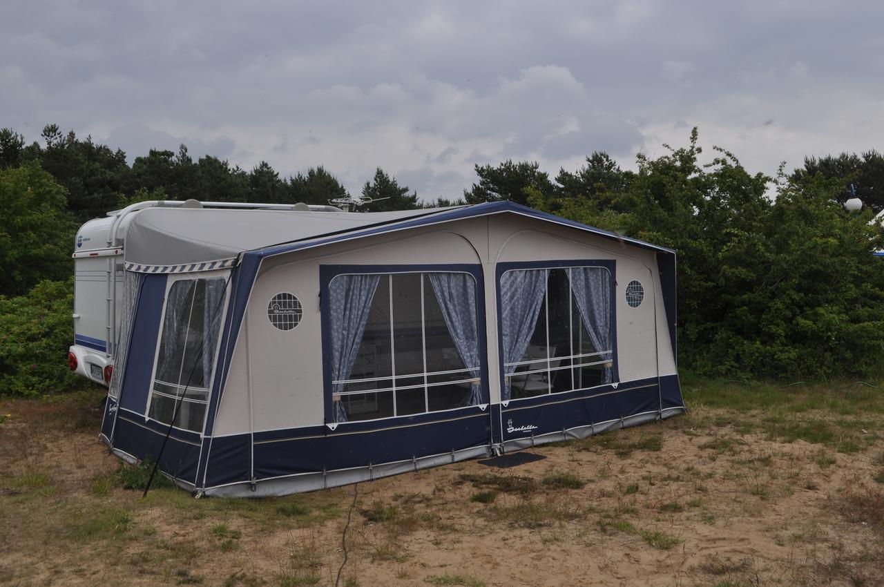 Nowoczesne Przyczepy Kempingowe Chalupy Royal-Camp Exterior foto